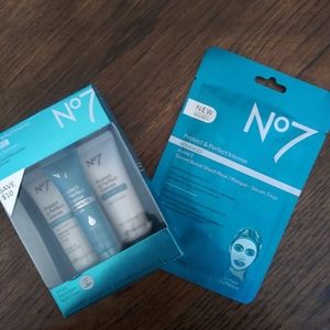 No. 7 Skincare Bundle